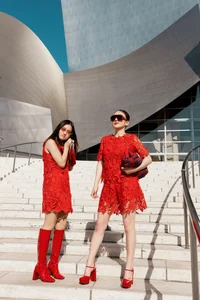 Model Thu Hang and Daughter Turn Heads with Matching Outfits in the US - image 1