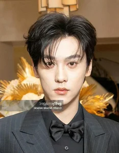 Getty Images Unfiltered: Comparing the Radiant Beauty and Red Carpet Styles of Chinese and Korean Celebrities - image 9