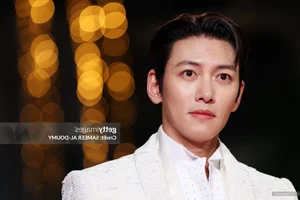 Getty Images Unfiltered: Comparing the Radiant Beauty and Red Carpet Styles of Chinese and Korean Celebrities - image 15