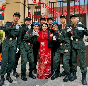 Vietnamese Artists Express Excitement and Pride for National Holidays - image 9