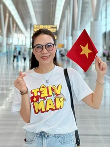 Vietnamese Artists Express Excitement and Pride for National Holidays - image 10