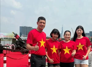 Vietnamese Artists Express Excitement and Pride for National Holidays - image 0