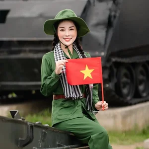 Vietnamese Artists Express Excitement and Pride for National Holidays - image 13