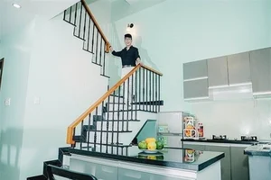 Inside the Luxurious 500m2 Mansion of Singer Long Nhat in Hue - image 1