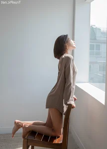 Korean Model An Seo Rin Captivates in Latest Swimwear Studio Photoshoot - image 51