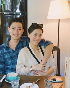 Chic Styling Tips from the Girlfriend of Vietnam’s Youngest Captain - image 0