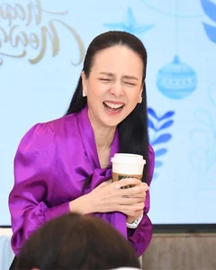 The Powerful Female Billionaire Eyeing Football Star Nguyen Xuan Son - image 7
