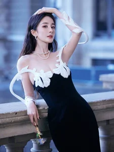 Yang Mi Captivates Paris Fashion Week with Her Versatile and Stunning Looks - image 23