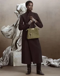 Luxury Lollipop Accessory Worth Billions of Dong Captivates Fashion Elite - image 4