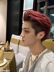 Former K-Pop Idol’s Stunning Transformation in His Late 30s Leaves Fans Speechless - image 3