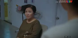 Đi về phía lửa Episode 3: Family Tensions and Workplace Drama Escalate - image 11