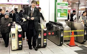 Japan's Green City Initiative: Turning Footsteps into Electricity - image 0