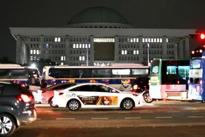 South Korea National Assembly Votes to Block Martial Law in Historic Decision - image 1