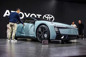 The All-New Toyota Corolla 2027: A Futuristic 13th Generation Sedan Featuring Electrified Performance, Sleek Aerodynamics, and Next-Level Hybrid Technology for Modern Drivers. - image 3
