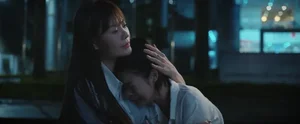 Hoa Sua Ve Trong Gio Episode 13: Intense Family Drama Unfolds - image 13