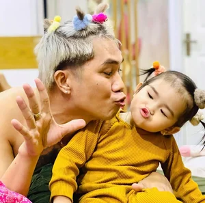 Huynh Nhu Hilariously Reacts to Husband Khanh Don Adorable Father Daughter Bond - image 8