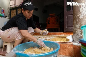 Phu Thuong Sticky Rice Wine: Traditional Preparations for Dragon Boat Festival - image 6