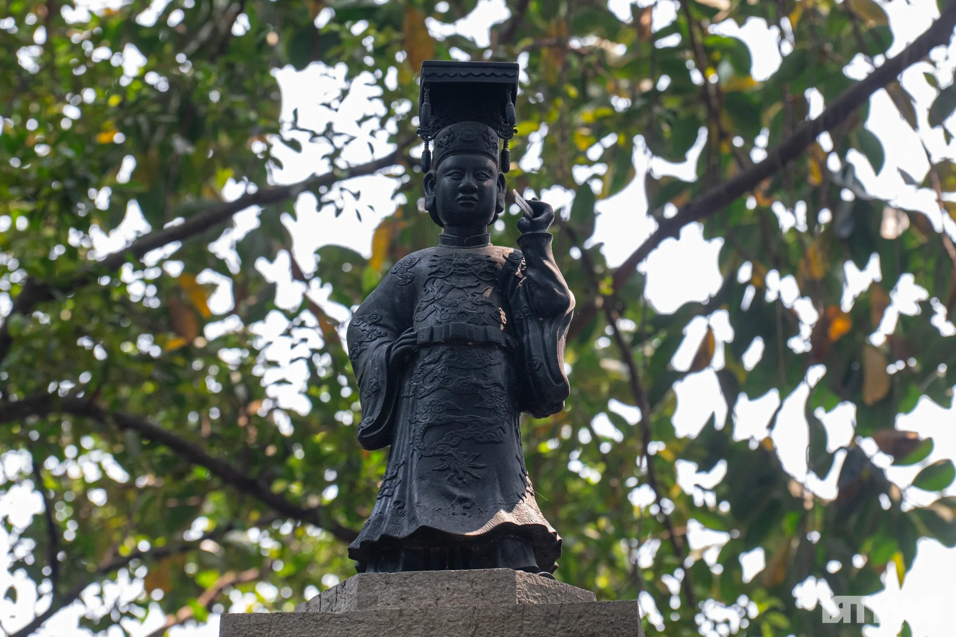 Discovering Century-Old Artifacts Near Hanoi’s Hoan Kiem Lake