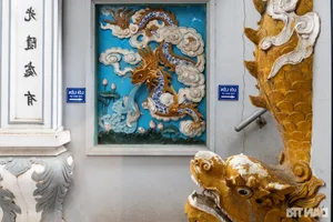 Discovering Century-Old Artifacts Near Hanoi’s Hoan Kiem Lake - image 8