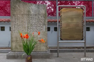 Discovering Century-Old Artifacts Near Hanoi’s Hoan Kiem Lake - image 4