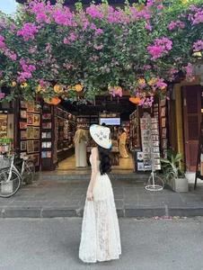 Bougainvillea Blossoms Transform Hoi An Ancient Town into a Floral Paradise - image 1