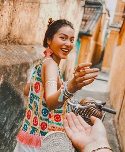 Why Is Famous Lifestyle Blogger Le Ha Truc Trending? Unpacking the Recent Social Media Buzz - image 1