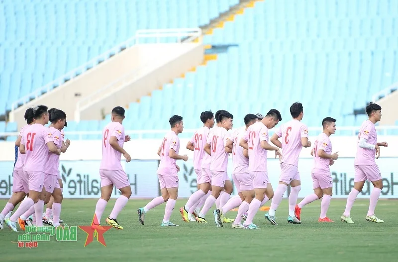 Vietnam National Football Team Faces Tough Defeat Against Russia