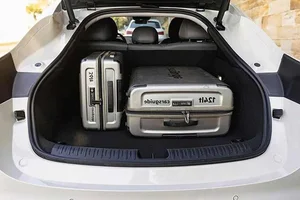 MG IM5 Coming Soon: Can It Compete with the Toyota Camry in Vietnam? - image 6