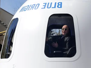 Inside the Extravagant and Bizarre Spending Habits of Tech's Richest Billionaires - image 2