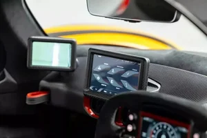 Up Close with the Aston Martin Valkyrie: High Tech and High Price - image 8