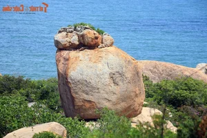 Breathtaking Ocean View Temples You Must Visit in Vietnam - image 12