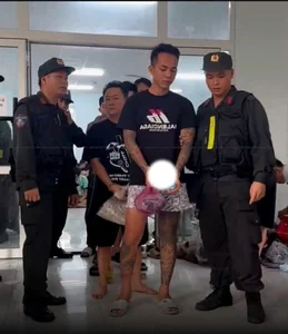 HCMC Police Prosecute 250 Suspects Following Major Bar Raids - image 0