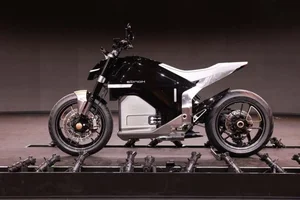 Honda Announces New Electric Motorcycle with 500cc Equivalent Power - image 8