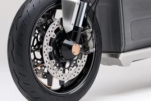 Honda Announces New Electric Motorcycle with 500cc Equivalent Power - image 6