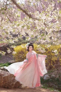 YiTuYu Art Language Vol.10612 Elegant 35-Photo Set of Liu Liu - image 28
