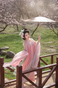 YiTuYu Art Language Vol.10612 Elegant 35-Photo Set of Liu Liu - image 17