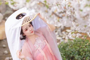 YiTuYu Art Language Vol.10612 Elegant 35-Photo Set of Liu Liu - image 24