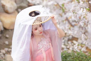 YiTuYu Art Language Vol.10612 Elegant 35-Photo Set of Liu Liu - image 8