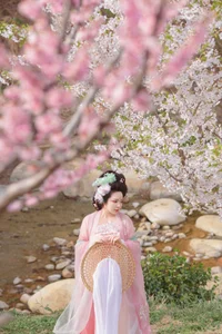 YiTuYu Art Language Vol.10612 Elegant 35-Photo Set of Liu Liu - image 9