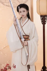 YiTuYu Art Language Vol.5924: Elegant Portrait Photography Featuring Qi Luo Sheng De Xiao Su Su - image 13