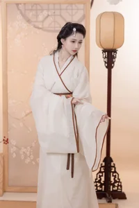 YiTuYu Art Language Vol.5924: Elegant Portrait Photography Featuring Qi Luo Sheng De Xiao Su Su - image 23