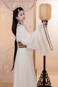 YiTuYu Art Language Vol.5924: Elegant Portrait Photography Featuring Qi Luo Sheng De Xiao Su Su - image 21
