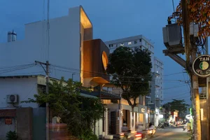 Vesp House: A Vintage Vespa-Inspired Home with Open-Concept Family Spaces - image 16