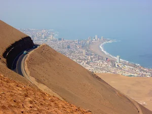 The Incredible City That Hasn't Seen Rain in 400 Years - image 5