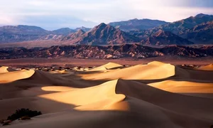 Exploring the Hottest Places on Earth: A Journey Through Extreme Landscapes and Natural Wonders - image 8