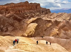 Exploring the Hottest Places on Earth: A Journey Through Extreme Landscapes and Natural Wonders - image 0