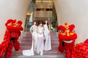 Vietnamese Celebrities Shine at the Grand Launch of Shynh Super Luxury: A Night of Elegance and Premium Beauty Care - image 1