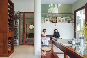 Turning a 40-Year-Old House into a Lush Green Home Office for a Multigenerational Family - image 1