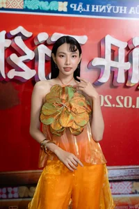Pregnant Actress Puka and Phuong My Chi Shine at New Movie Premiere Event - image 5