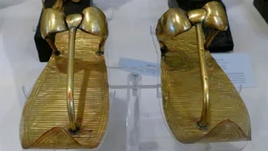 A Glimpse into the Dazzling Treasures of Tutankhamun’s Tomb - image 8